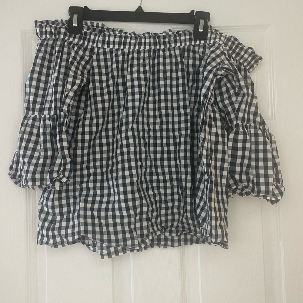 Abercrombie & Fitch Smocked Off the Shoulder Checkered Blouse - Picture 5 of 5